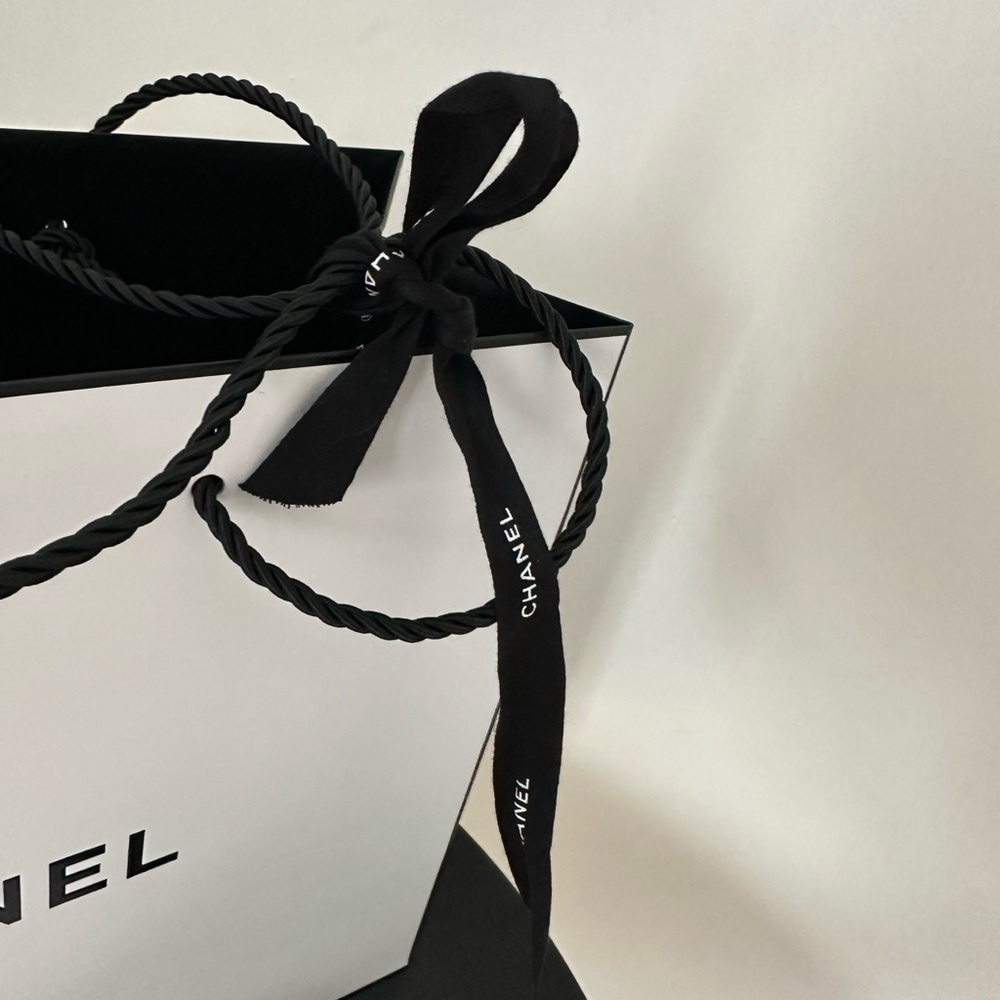 Chanel Shopping Bag w/ 5 Sheets of Chanel Paper and Bow - Picture 3 of 5